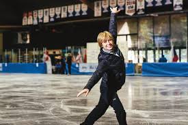 Ice skating rinks usually offer skate rentals. Dorothy Hamill S Back On Ice In Vail And Loving Life In The Valley Vail Beaver Creek Magazine