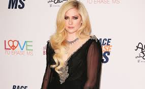 Что стало с аврил лавин? Avril Lavigne Net Worth 2021 Age Height Weight Husband Kids Biography Wiki The Wealth Record