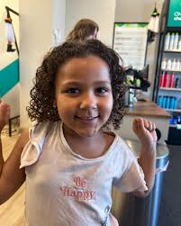 Spring is almost here, and there's no better way to help your kid bloom  than with a fresh haircut! 🌸 📸: @parrotbay31