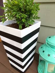 Black And White Striped Outdoor Planters Black White Striped Planter In 2020 White Planters Pots Striped Decor White Planters