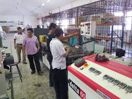 Diploma teknologi makanan dibangunkan untuk menghasilkan graduan yang memiliki pengetahuan dan kemahiran dalam bidang teknologi makanan untuk memenuhi permintaan yang semakin meningkat dalam industri makanan, sektor kerajaan dan menjadi usahawan yang berjaya. Diploma Teknologi Kejuruteraan Pemprosesan Plastik Program Teknologi Kejuruteraan Pemprosesan Plastik