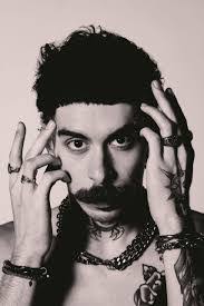 Aaron Palmquist's Instagram, Twitter & Facebook