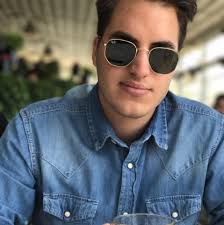 Alexander Kalafatis ĝisdatigis sian...