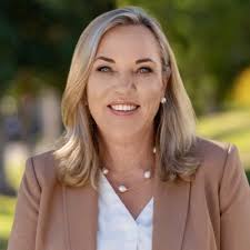 Kathryn Barger (@kathryn_barger)