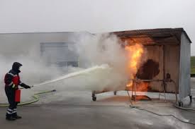 Wieder durften zwei unserer ausbilder in ausbildung eine viertägige. No Feuerwehr Und Sicherheitszentrum 2014