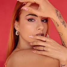 Alba Bravo's Instagram, Twitter & Facebook