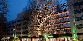 This comfortable inn offers 295 guestrooms with views over the port. Business Hotels Near Berlin Tegel Airport Txl Holiday Inn Berlin City West