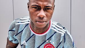 Check spelling or type a new query. Ajax Onthult Nieuw Uitshirt 20 21 En De Reacties Zijn Wisselend