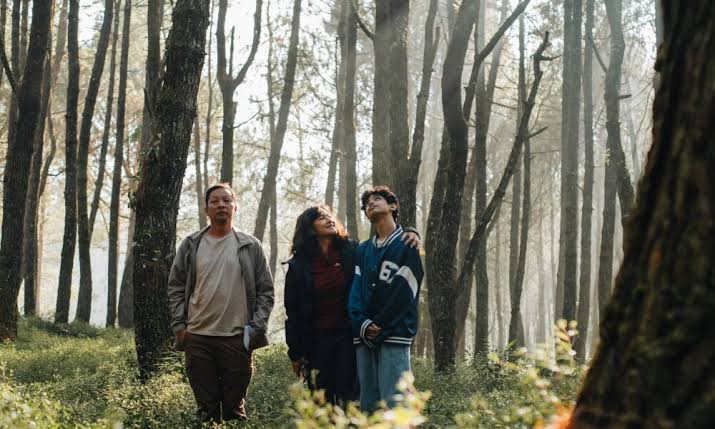 Watch Esok Tanpa Ibu AKA Mothernet 2025 movie poster Drama