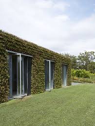 Melbourne Home Joost And Jennie Bakker And Family The Design Files Vertikaler Garten Garten Und Outdoor