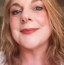 Greetings aviation aficionados! It's Quiz time. Here's one for you magenta  line worshipers, a brain teaser: (Refer to the figure) Determine the  magnetic heading for a flight from Fort Worth Meacham (area