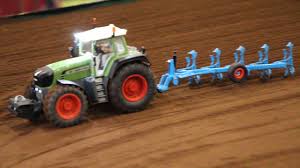 Rc Traktor Mit Pflug Euromodell Bremen Youtube