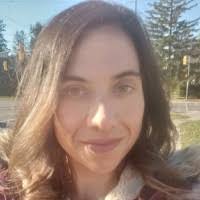 Lisa Kozma's Instagram, Twitter & Facebook