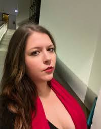 Dean Devoe's Instagram, Twitter & Facebook