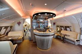 I flew business class on an emirates flight from nyc to milan and it was by far the best flying but then, for a business trip, i was booked on emirates in business class, from new york's jfk to. Vielflieger Emirates Und Die Business Class Light Manager Magazin