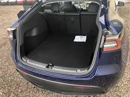 Apr 14, 2021 · der tiefe kofferraum mit seiner etwas umständlich zu öffnenden heckklappe und störenden. Model Y Kofferraum Und Heckklappe Model Y Allgemeines Tff Forum Tesla Fahrer Freunde