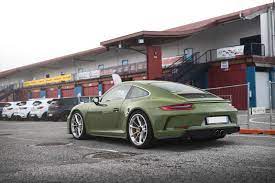 Olive Green Vintage Porsche Porsche 991 Gt3 Porsche Cars
