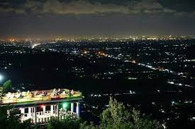 Koleksi foto dan gambar pemandangan indah expedia dari berbagai destinasi di seluruh dunia. Melihat Landscape Kota Jogja Dari Bukit Bintang Patuk