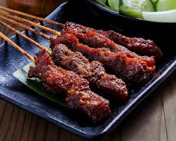 Bahkan resepi daging ala restoran boleh anda dapatkan di sini. Resepi Satay Kambing