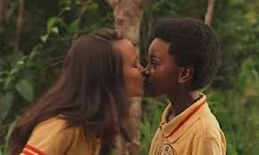 Já fez filmes, dublagens e telenovela, sendo o seu. Larissa Manoela Lembra Primeiro Beijo Cenico Foi Iconico Primeira Hora