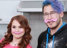 Bailey Eames (@bailey_eames)