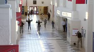 Marion Police officers train for active shooter situation at Harding High  School