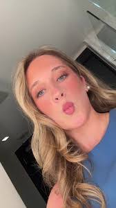 Emma Goins's Instagram, Twitter & Facebook