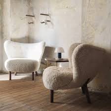 Vb1 Little Petra Lounge Chair In 2020 Living Room Seating Seating Quirky Table Lamp