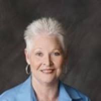 Karen Stull — Reviews & Property Sales