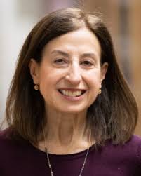 Gail Fernandez's Instagram, Twitter & Facebook