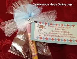 Bridal Shower Favor Idea Creative Bridal Shower Ideas Easy Bridal Shower Favors Bridal Shower