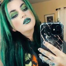 Casandra Flores (@Casandra_2012)