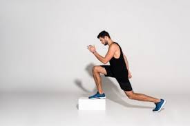 Smith machine lunges for glutes. Smith Machine Reverse Lunges Bigger Legs Healthier Knees