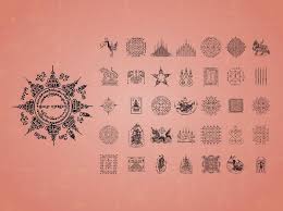 Sak Yant Traditional Thai Tattoo Symbols And Patterns Sak Yant Thai Tattoo Ink Tats Asian Tattoos Tattoo Designs Bamboo Tattoo