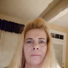 Margaret Stutzman's Instagram, Twitter & Facebook