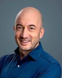 Benjamin Head's Instagram, Twitter & Facebook