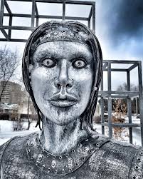 Теперь шоколад «алёнка» нехороший, некоторые алёнки стали менять имена. Pamyatnik Alyonke V Novovoronezhe Napugal Mestnyh Zhitelej I Stal Memom Foto Poslednie Novosti Nv