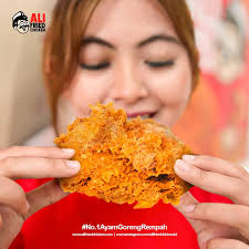 ALI FRIED CHICKEN INDONESIA (@alifriedchicken.id) • Fotos y videos de  Instagram