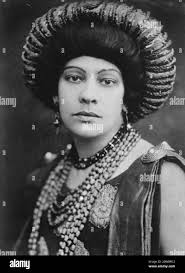 Herr paul hi-res stock photography and images