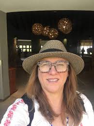 Travel Agents & Advisors