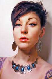 Krista Montgomery's Instagram, Twitter & Facebook