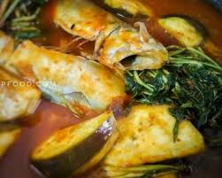 Ikan laut memiliki kandungan protein yang sangat dibutuhkan oleh tubuh, selain itu harga ikan laut juga tidak terlalu mahal dan masih bisa. Resepi Ikan Siakap Berkuah Surasmi X