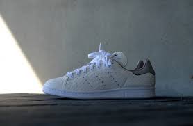 Don't compromise style for functionality. Adidas Stan Smith Deconstructed Flat White Python S80504