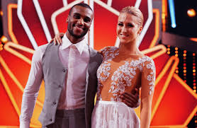 Neues programm in lieb gewonnener „let's dance kulisse: Joachim Llambi Jetzt Schiesst Er Offentlich Gegen Kathrin Menzinger