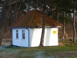 Neuendorf liegt am südlichen ende von hiddensee und zeichnet sich durch seine abgelegenheit und ruhe aus. Winter Auf Hiddensee Haus Klaus Mit Panoramablick Aufs Meer Mapio Net