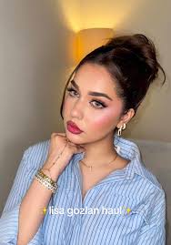 Does Liza Gozlan Rust