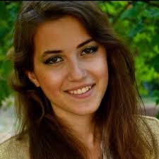 Carolina Rossi's Instagram, Twitter & Facebook