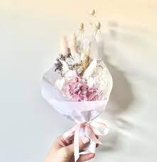 We did not find results for: Mini Dried Flower Bouquet Heart And Hamper