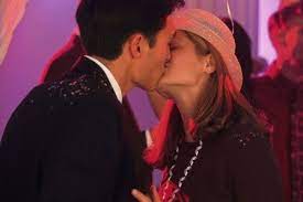 If to kiss strangers, to flirt, make eye contact, touch? Anatomy Of A New Year S Eve Kiss Glamour