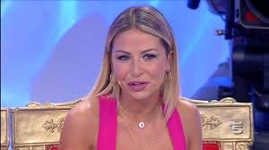 Sabrina ghio sceglie nicolò raniolo, lui la rifiuta. Sabrina Ghio Che Fine Ha Fatto Dopo Amici Sta Cercando L Amore Vero